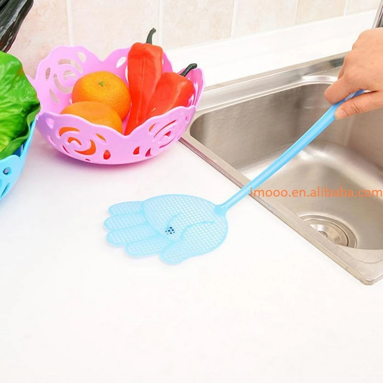 Factory Price Fly Swatter Cute Hand Pattern Plastic Lightweight Household Flapper Mosquito Bug Pest Control Tool